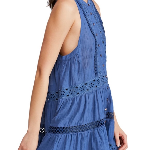 NWT Free People Adelaide Tunic Top Eyelet in Indigo Size L - Picture 2 of 12